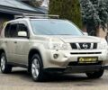 Желтый Ниссан ИксТрейл, объемом двигателя 2.5 л и пробегом 160 тыс. км за 8500 $, фото 1 на Automoto.ua