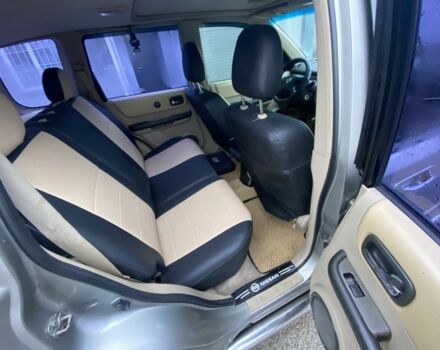 Серый Ниссан ИксТрейл, объемом двигателя 2 л и пробегом 330 тыс. км за 6000 $, фото 6 на Automoto.ua