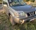 Сірий Ніссан ІксТрейл, об'ємом двигуна 2.2 л та пробігом 316 тис. км за 3627 $, фото 1 на Automoto.ua