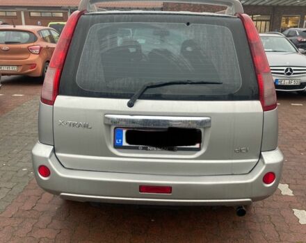 Серый Ниссан ИксТрейл, объемом двигателя 0 л и пробегом 230 тыс. км за 3400 $, фото 2 на Automoto.ua