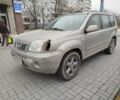 Серый Ниссан ИксТрейл, объемом двигателя 2.2 л и пробегом 193 тыс. км за 4000 $, фото 4 на Automoto.ua