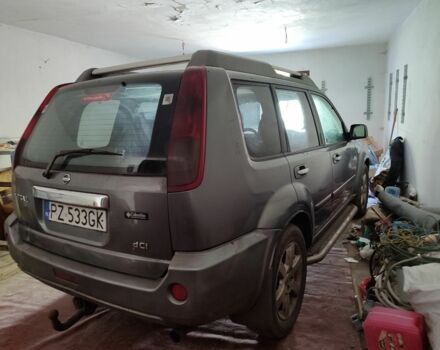 Сірий Ніссан ІксТрейл, об'ємом двигуна 0 л та пробігом 300 тис. км за 2375 $, фото 3 на Automoto.ua