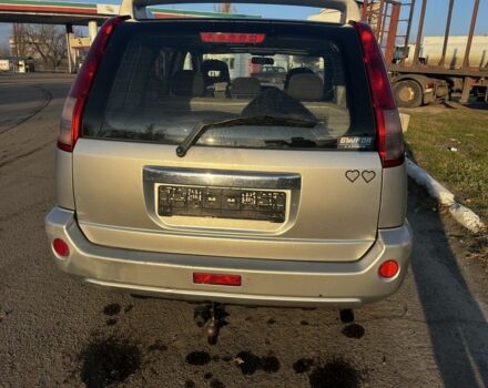 Сірий Ніссан ІксТрейл, об'ємом двигуна 2.2 л та пробігом 304 тис. км за 3569 $, фото 2 на Automoto.ua