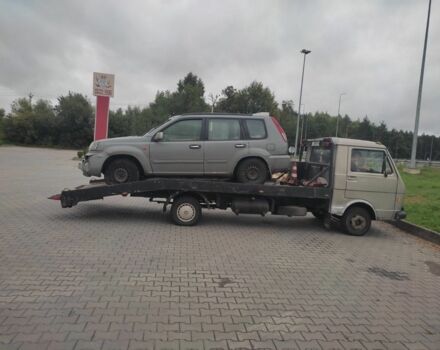 Серый Ниссан ИксТрейл, объемом двигателя 0 л и пробегом 110 тыс. км за 2500 $, фото 2 на Automoto.ua