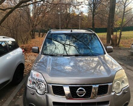 Серый Ниссан ИксТрейл, объемом двигателя 2 л и пробегом 340 тыс. км за 7949 $, фото 1 на Automoto.ua