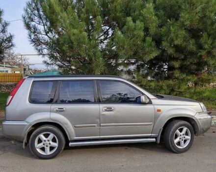 Серый Ниссан ИксТрейл, объемом двигателя 2 л и пробегом 231 тыс. км за 5300 $, фото 13 на Automoto.ua