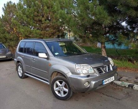 Серый Ниссан ИксТрейл, объемом двигателя 2 л и пробегом 231 тыс. км за 5300 $, фото 18 на Automoto.ua