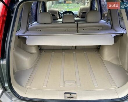 Серый Ниссан ИксТрейл, объемом двигателя 2 л и пробегом 221 тыс. км за 5000 $, фото 9 на Automoto.ua