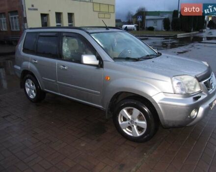 Серый Ниссан ИксТрейл, объемом двигателя 2 л и пробегом 197 тыс. км за 6500 $, фото 1 на Automoto.ua