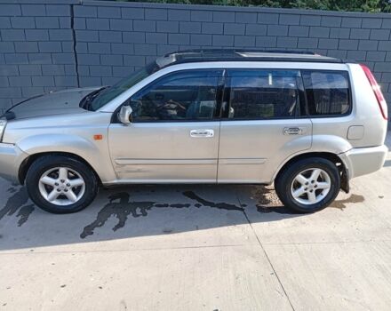 Сірий Ніссан ІксТрейл, об'ємом двигуна 2 л та пробігом 234 тис. км за 4100 $, фото 9 на Automoto.ua