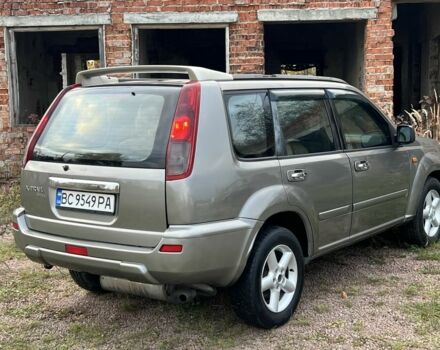 Серый Ниссан ИксТрейл, объемом двигателя 2.2 л и пробегом 400 тыс. км за 4400 $, фото 8 на Automoto.ua