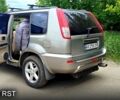 Серый Ниссан ИксТрейл, объемом двигателя 2 л и пробегом 258 тыс. км за 5999 $, фото 7 на Automoto.ua