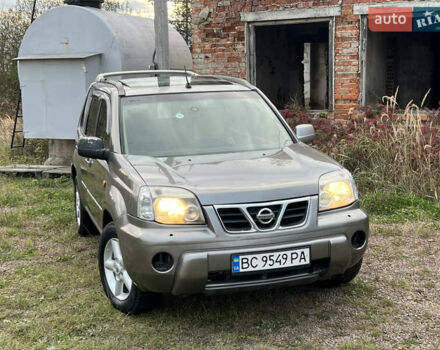 Серый Ниссан ИксТрейл, объемом двигателя 2.2 л и пробегом 401 тыс. км за 4400 $, фото 11 на Automoto.ua