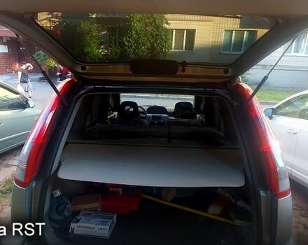 Серый Ниссан ИксТрейл, объемом двигателя 2.1 л и пробегом 119 тыс. км за 3500 $, фото 1 на Automoto.ua