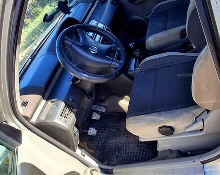 Серый Ниссан ИксТрейл, объемом двигателя 2.2 л и пробегом 280 тыс. км за 4000 $, фото 4 на Automoto.ua