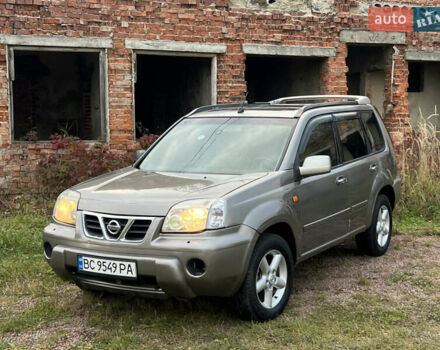 Серый Ниссан ИксТрейл, объемом двигателя 2.2 л и пробегом 401 тыс. км за 4400 $, фото 1 на Automoto.ua