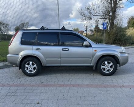 Серый Ниссан ИксТрейл, объемом двигателя 2.2 л и пробегом 340 тыс. км за 5000 $, фото 1 на Automoto.ua