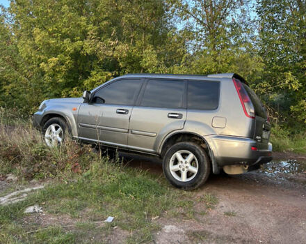 Серый Ниссан ИксТрейл, объемом двигателя 2.2 л и пробегом 468 тыс. км за 5500 $, фото 19 на Automoto.ua