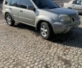 Сірий Ніссан ІксТрейл, об'ємом двигуна 2 л та пробігом 345 тис. км за 4700 $, фото 1 на Automoto.ua