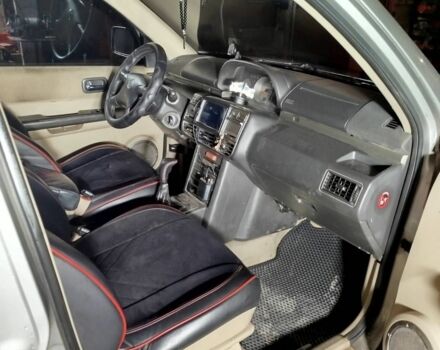 Серый Ниссан ИксТрейл, объемом двигателя 2 л и пробегом 260 тыс. км за 4000 $, фото 9 на Automoto.ua