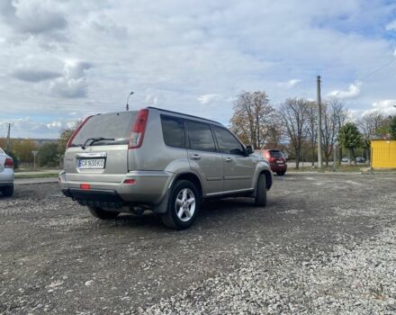 Серый Ниссан ИксТрейл, объемом двигателя 2 л и пробегом 200 тыс. км за 4950 $, фото 4 на Automoto.ua