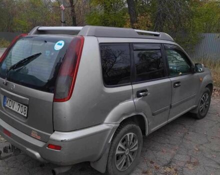 Серый Ниссан ИксТрейл, объемом двигателя 2.2 л и пробегом 450 тыс. км за 3099 $, фото 1 на Automoto.ua