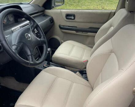 Серый Ниссан ИксТрейл, объемом двигателя 2 л и пробегом 336 тыс. км за 5750 $, фото 14 на Automoto.ua