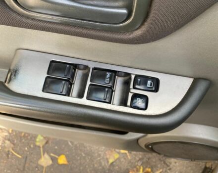 Серый Ниссан ИксТрейл, объемом двигателя 2.2 л и пробегом 383 тыс. км за 4600 $, фото 15 на Automoto.ua