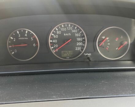 Серый Ниссан ИксТрейл, объемом двигателя 2.2 л и пробегом 383 тыс. км за 4860 $, фото 12 на Automoto.ua