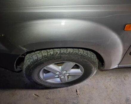 Серый Ниссан ИксТрейл, объемом двигателя 2.2 л и пробегом 250 тыс. км за 3800 $, фото 4 на Automoto.ua