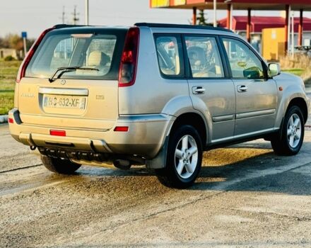 Серый Ниссан ИксТрейл, объемом двигателя 2.2 л и пробегом 280 тыс. км за 3750 $, фото 3 на Automoto.ua