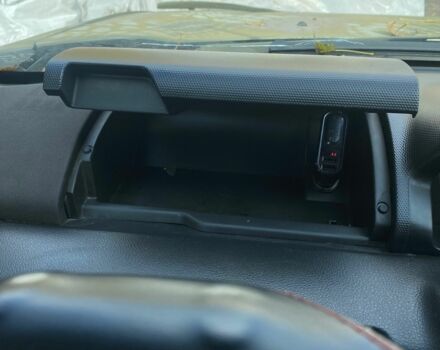 Серый Ниссан ИксТрейл, объемом двигателя 2.2 л и пробегом 383 тыс. км за 4600 $, фото 14 на Automoto.ua