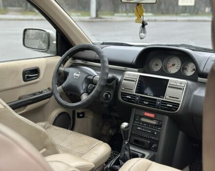 Серый Ниссан ИксТрейл, объемом двигателя 0 л и пробегом 123 тыс. км за 2700 $, фото 6 на Automoto.ua