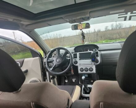 Сірий Ніссан ІксТрейл, об'ємом двигуна 2 л та пробігом 450 тис. км за 7000 $, фото 5 на Automoto.ua