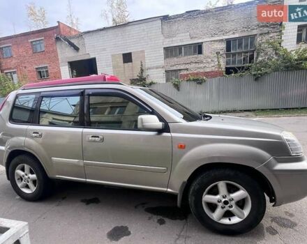 Серый Ниссан ИксТрейл, объемом двигателя 2 л и пробегом 262 тыс. км за 7079 $, фото 21 на Automoto.ua