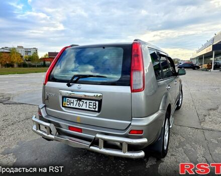 Серый Ниссан ИксТрейл, объемом двигателя 2 л и пробегом 220 тыс. км за 5800 $, фото 8 на Automoto.ua