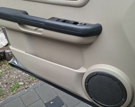 Серый Ниссан ИксТрейл, объемом двигателя 2.5 л и пробегом 286 тыс. км за 5800 $, фото 14 на Automoto.ua