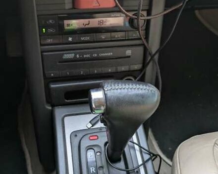 Серый Ниссан ИксТрейл, объемом двигателя 2.5 л и пробегом 193 тыс. км за 6500 $, фото 11 на Automoto.ua