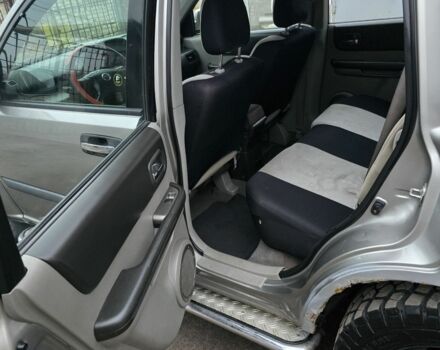 Сірий Ніссан ІксТрейл, об'ємом двигуна 2.2 л та пробігом 314 тис. км за 4500 $, фото 6 на Automoto.ua