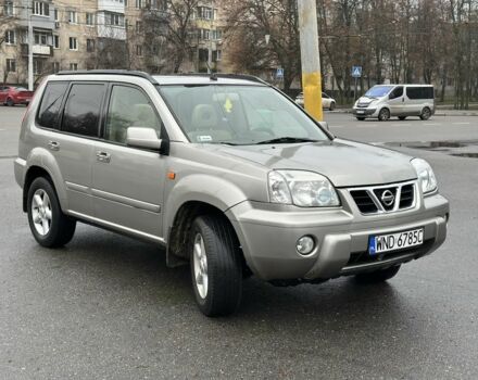 Серый Ниссан ИксТрейл, объемом двигателя 0 л и пробегом 123 тыс. км за 2700 $, фото 3 на Automoto.ua