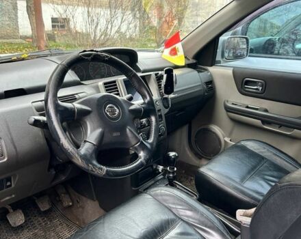 Серый Ниссан ИксТрейл, объемом двигателя 2.2 л и пробегом 308 тыс. км за 1500 $, фото 8 на Automoto.ua