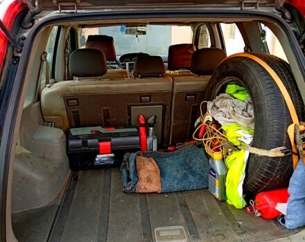 Сірий Ніссан ІксТрейл, об'ємом двигуна 2.5 л та пробігом 240 тис. км за 5800 $, фото 3 на Automoto.ua