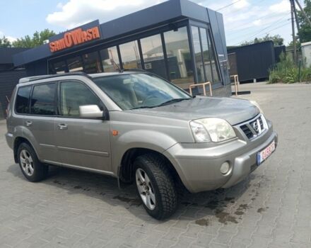 Серый Ниссан ИксТрейл, объемом двигателя 0 л и пробегом 300 тыс. км за 3100 $, фото 3 на Automoto.ua