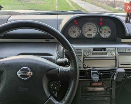 Серый Ниссан ИксТрейл, объемом двигателя 2.5 л и пробегом 193 тыс. км за 6500 $, фото 10 на Automoto.ua