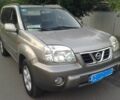 Серый Ниссан ИксТрейл, объемом двигателя 2 л и пробегом 330 тыс. км за 5759 $, фото 7 на Automoto.ua