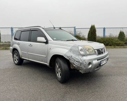 Сірий Ніссан ІксТрейл, об'ємом двигуна 2.2 л та пробігом 280 тис. км за 2950 $, фото 2 на Automoto.ua