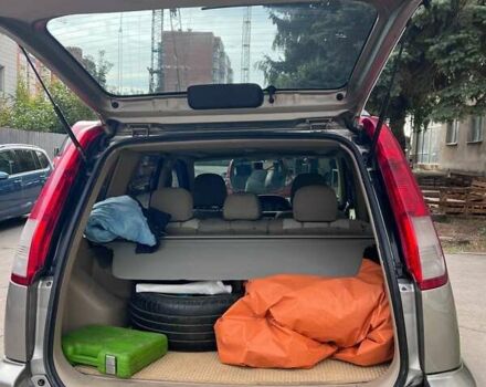 Серый Ниссан ИксТрейл, объемом двигателя 2 л и пробегом 262 тыс. км за 7079 $, фото 10 на Automoto.ua