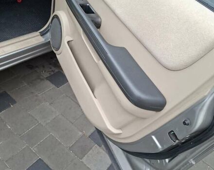 Серый Ниссан ИксТрейл, объемом двигателя 2.49 л и пробегом 286 тыс. км за 5800 $, фото 10 на Automoto.ua