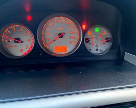 Серый Ниссан ИксТрейл, объемом двигателя 2 л и пробегом 251 тыс. км за 5600 $, фото 10 на Automoto.ua