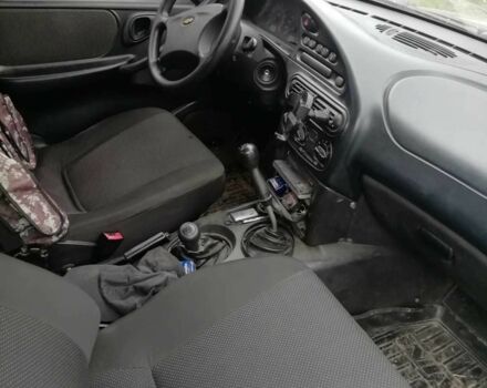 Сірий Ніссан ІксТрейл, об'ємом двигуна 0 л та пробігом 357 тис. км за 71 $, фото 6 на Automoto.ua